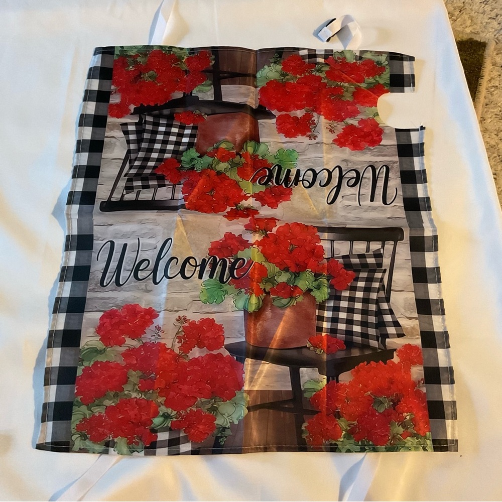 Welcome Mailbox Cover with Red Geraniums
